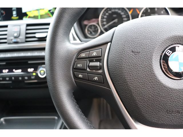 BMW 3 Series sedan
