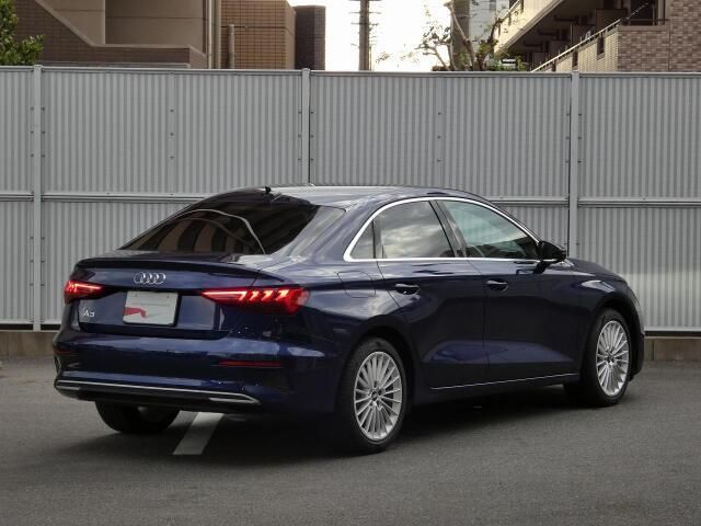 AUDI A3 Sedan