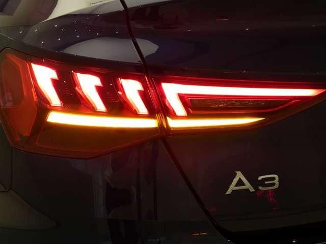 AUDI A3 Sedan