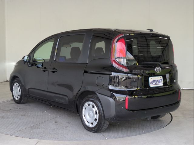 SIENTA HYBRID