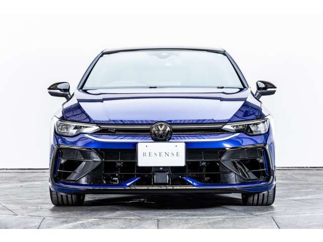 VOLKSWAGEN GOLF R