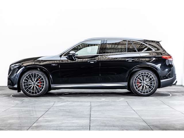 MERCEDES AMG GLCclass
