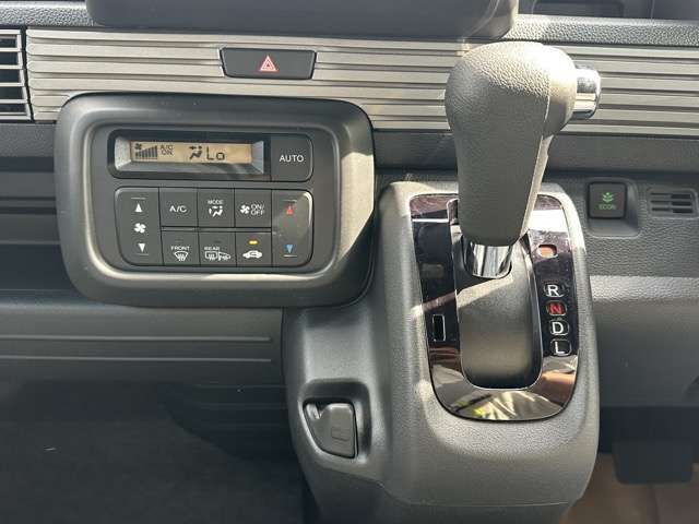 N-VAN 4WD