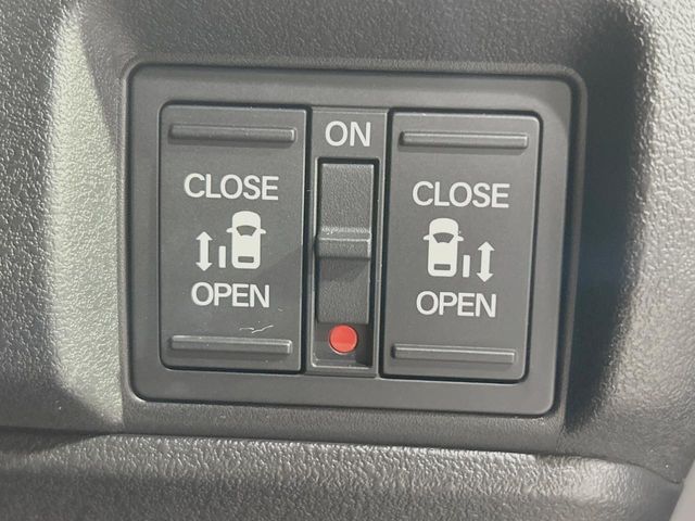 N BOX