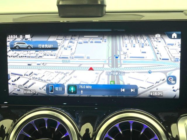 MERCEDES BENZ GLB