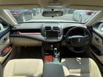 CROWN sedan