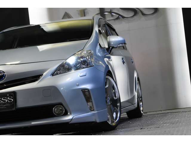 PRIUS Alpha