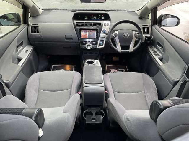 PRIUS Alpha