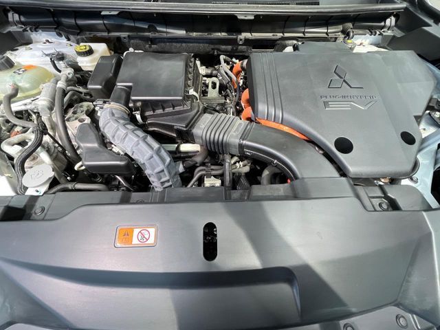 OUTLANDER PHEV