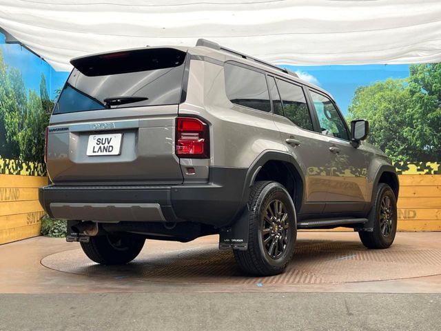 LANDCRUISER 250