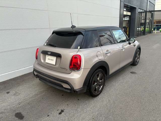 MINI COOPER D 5DOOR