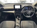 YARIS CROSS