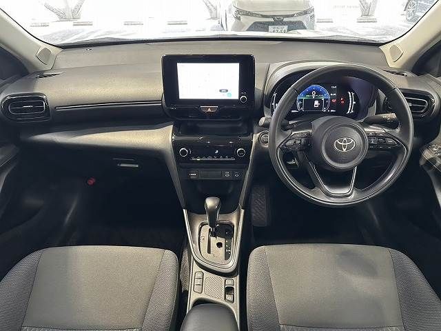 YARIS CROSS