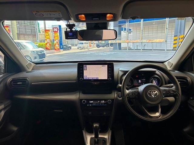 YARIS CROSS