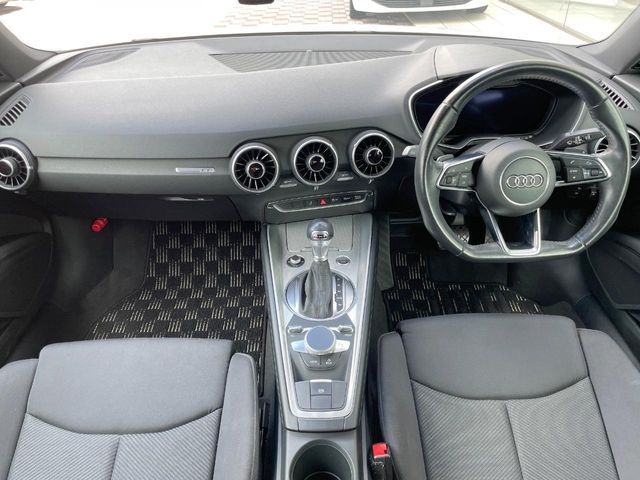AUDI TT coupe