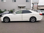 CROWN sedan hybrid