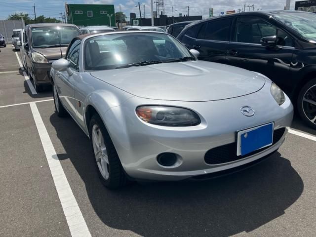 ROADSTER