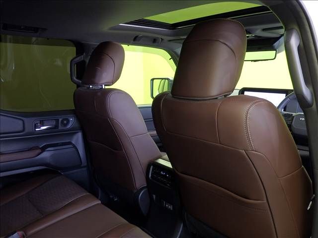 LANDCRUISER 250