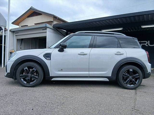 MINI COOPER D CROSSOVER