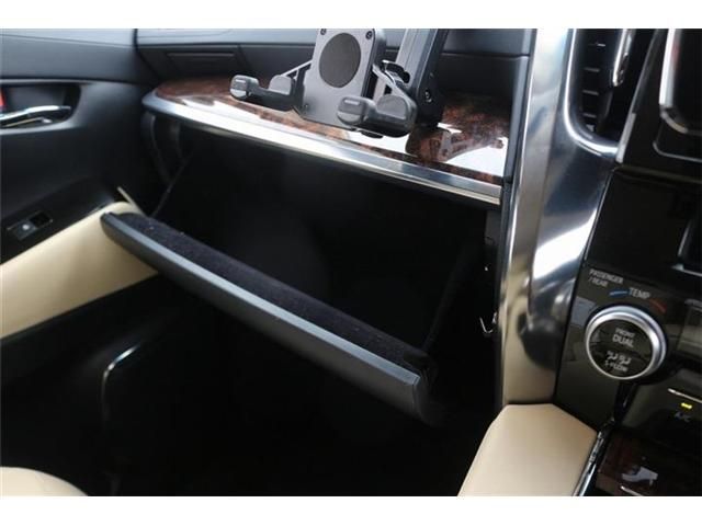 ALPHARD hybrid 4WD