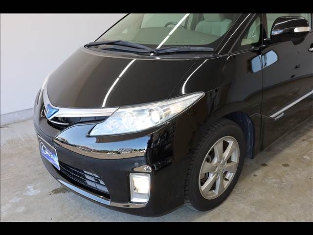 ESTIMA HYBRID 4WD