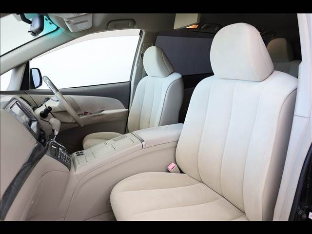 ESTIMA HYBRID 4WD