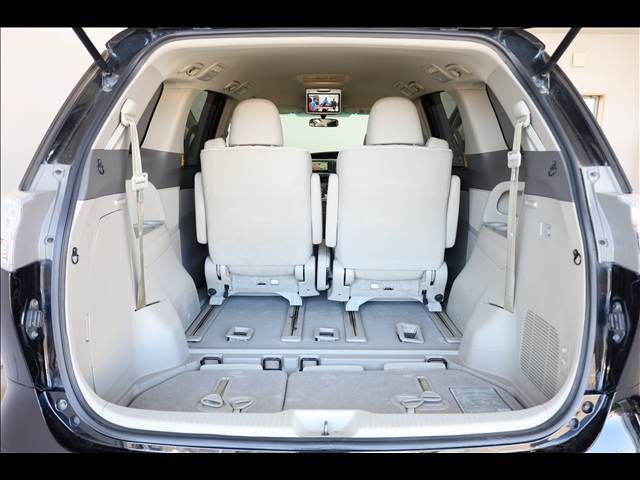 ESTIMA HYBRID 4WD