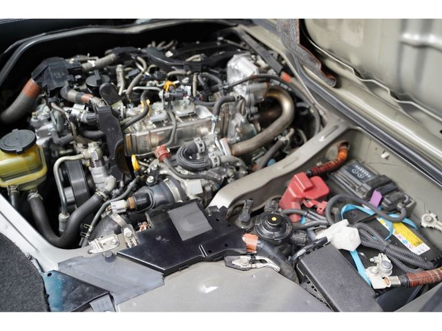 HIACE van 4WD
