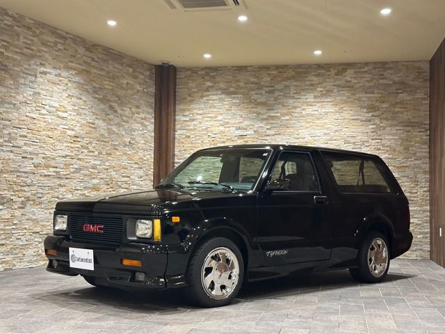 GMC TYPHOON