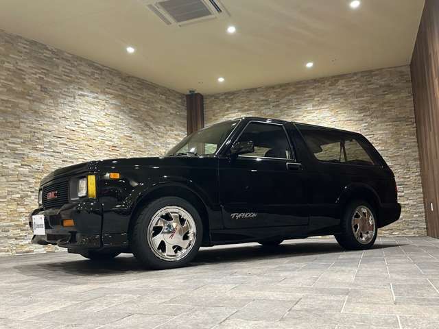 GMC TYPHOON