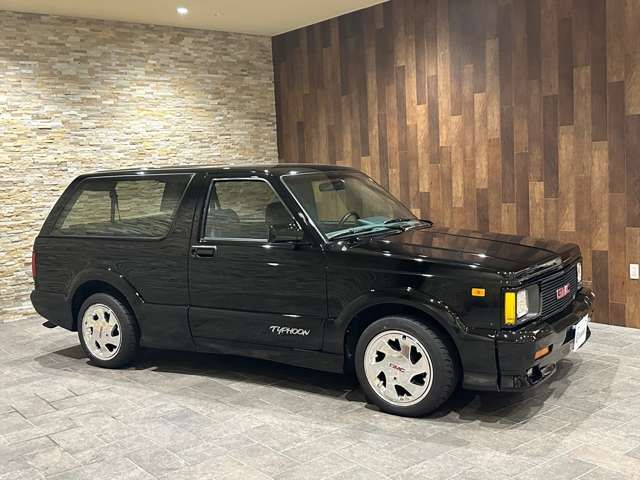 GMC TYPHOON