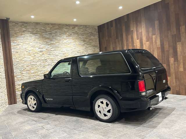 GMC TYPHOON