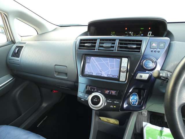 PRIUS Alpha