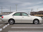 CROWN sedan