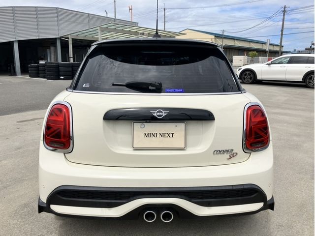 MINI COOPER SD 5DOOR
