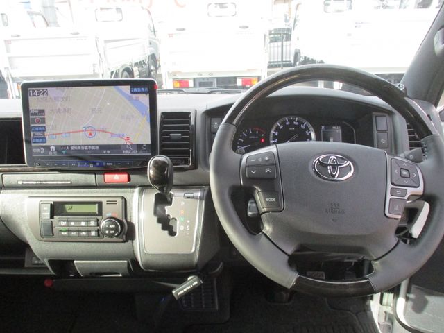 HIACE van 2WD