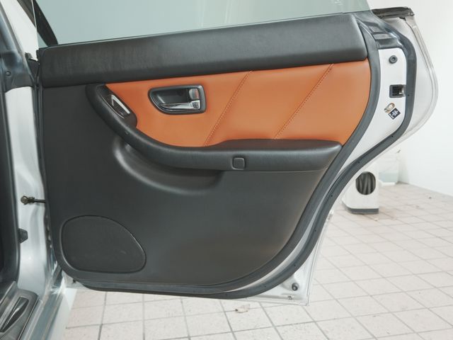 LEGACY B4