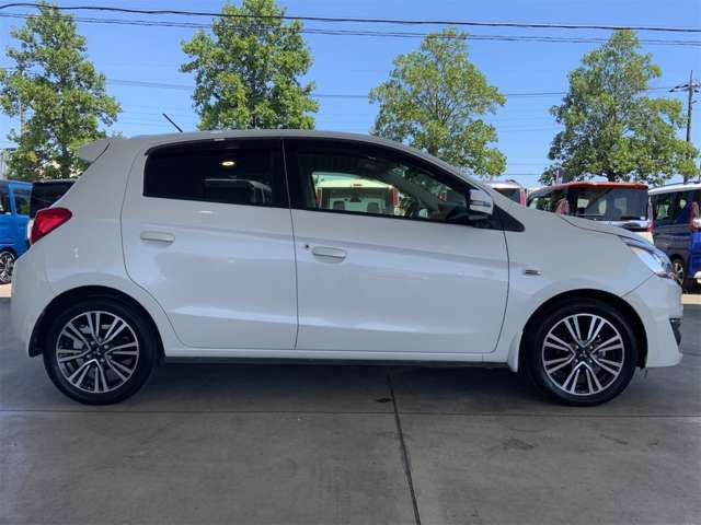 MIRAGE hatchback