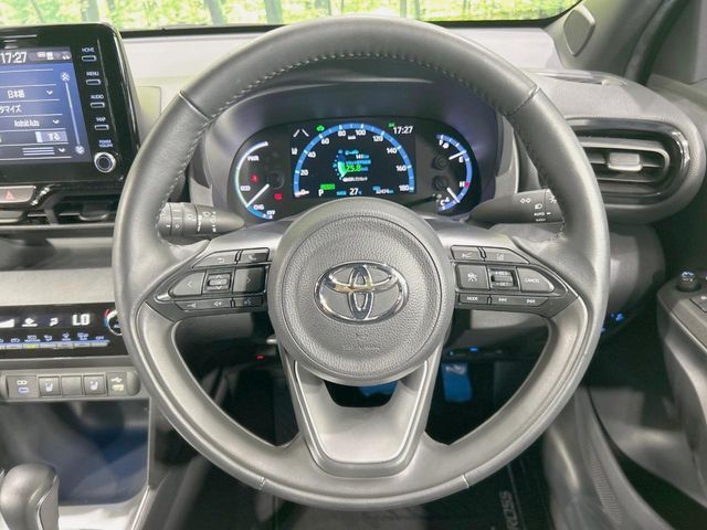 YARIS CROSS HYBRID