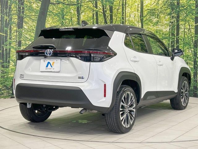 YARIS CROSS HYBRID
