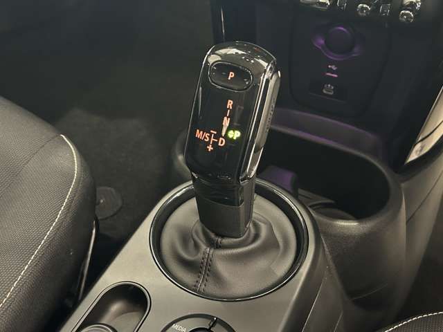 MINI COOPER D 5DOOR