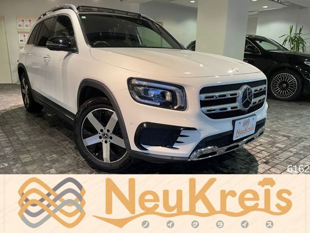 MERCEDES BENZ GLB