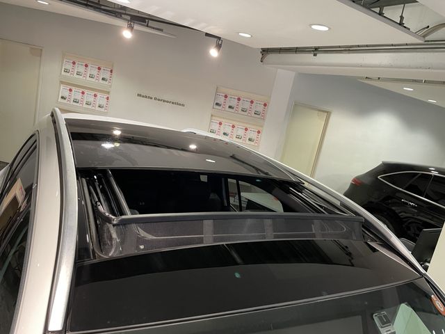 MERCEDES BENZ GLB