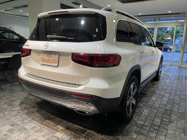 MERCEDES BENZ GLB