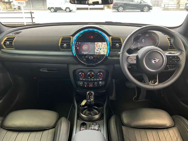 MINI COOPER D CLUBMAN