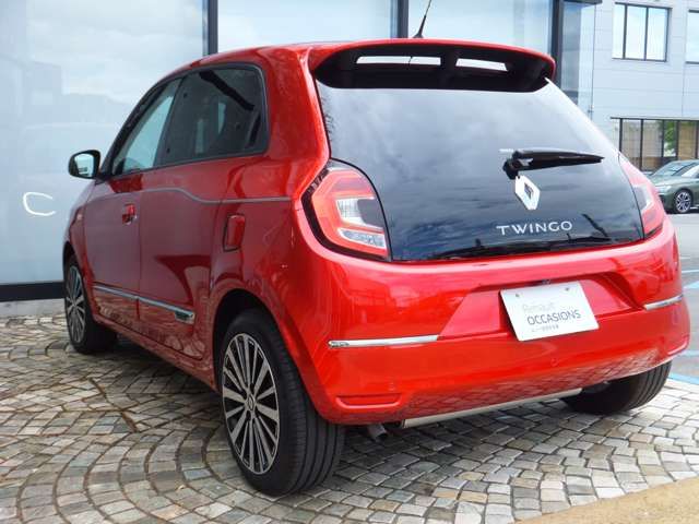 RENAULT TWINGO