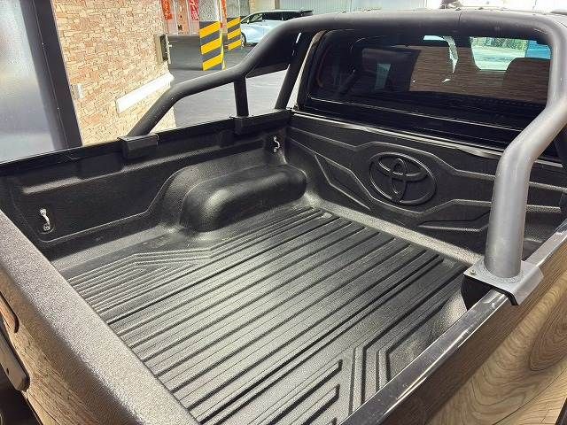 HILUX 4WD