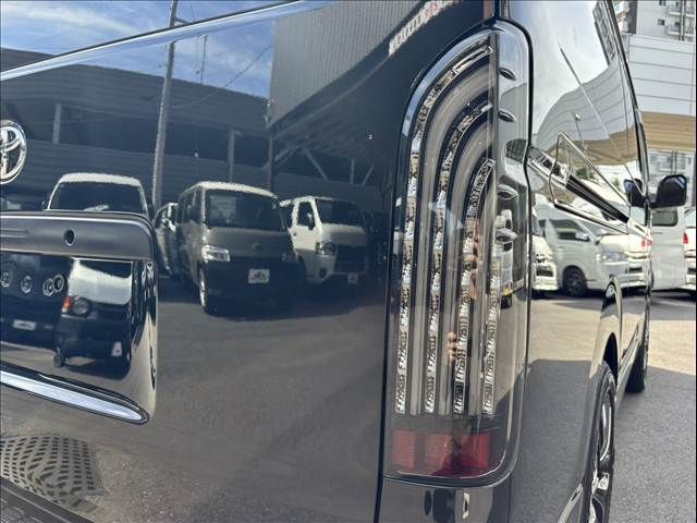 HIACE van 2WD