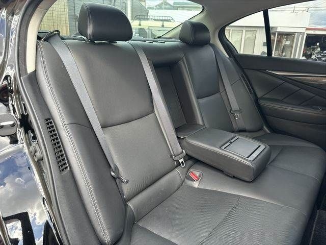 SKYLINE HYBRID 4WD