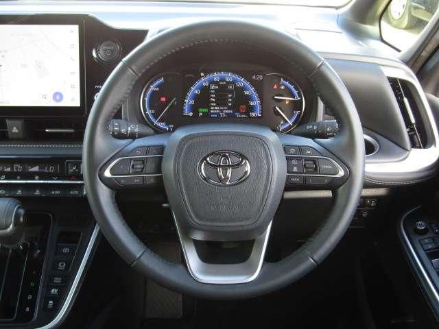 NOAH HYBRID 4WD